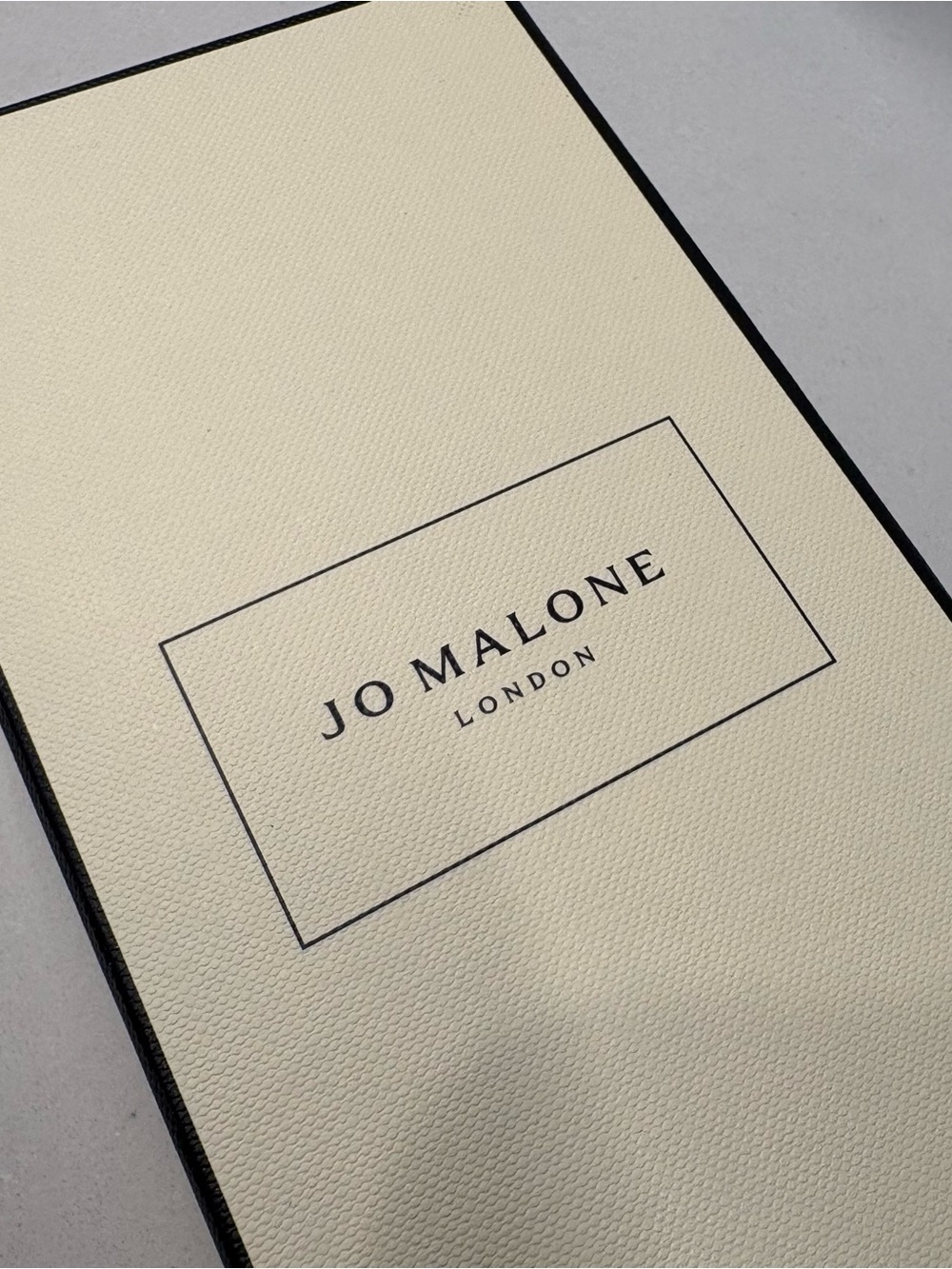 Jo Malone Care Collection Sample Gift Set with Cream Bag and gift box - Picture 9 of 11